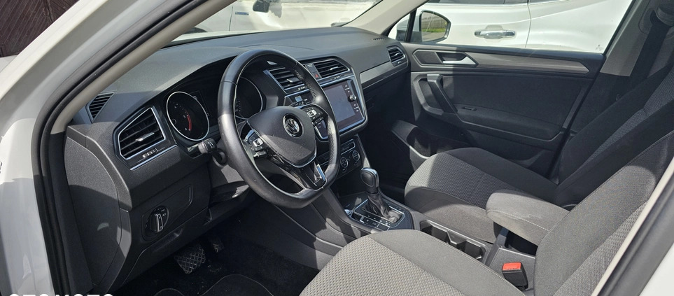 Volkswagen Tiguan Allspace cena 74900 przebieg: 128000, rok produkcji 2021 z Nasielsk małe 56